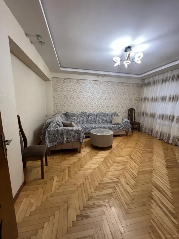 Kirayə verilir 3 otaqlı mənzil 80 m²