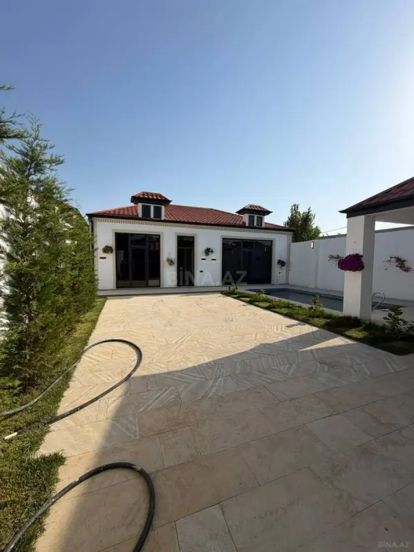 Satılır 4 otaqlı həyət evi 130 m²