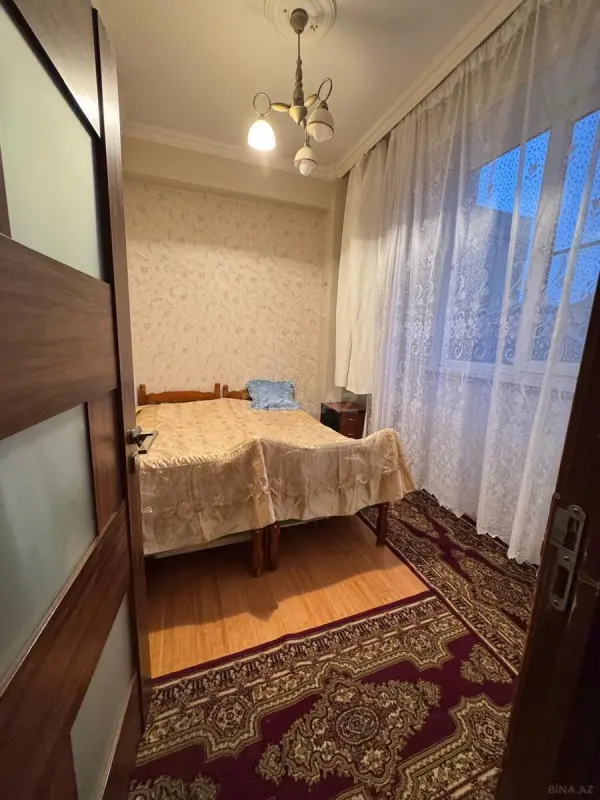 Kirayə verilir 2 otaqlı mənzil 40 m²