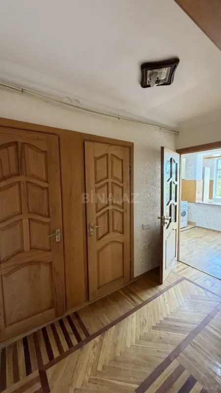 Satılır 2 otaqlı mənzil 65 m²
