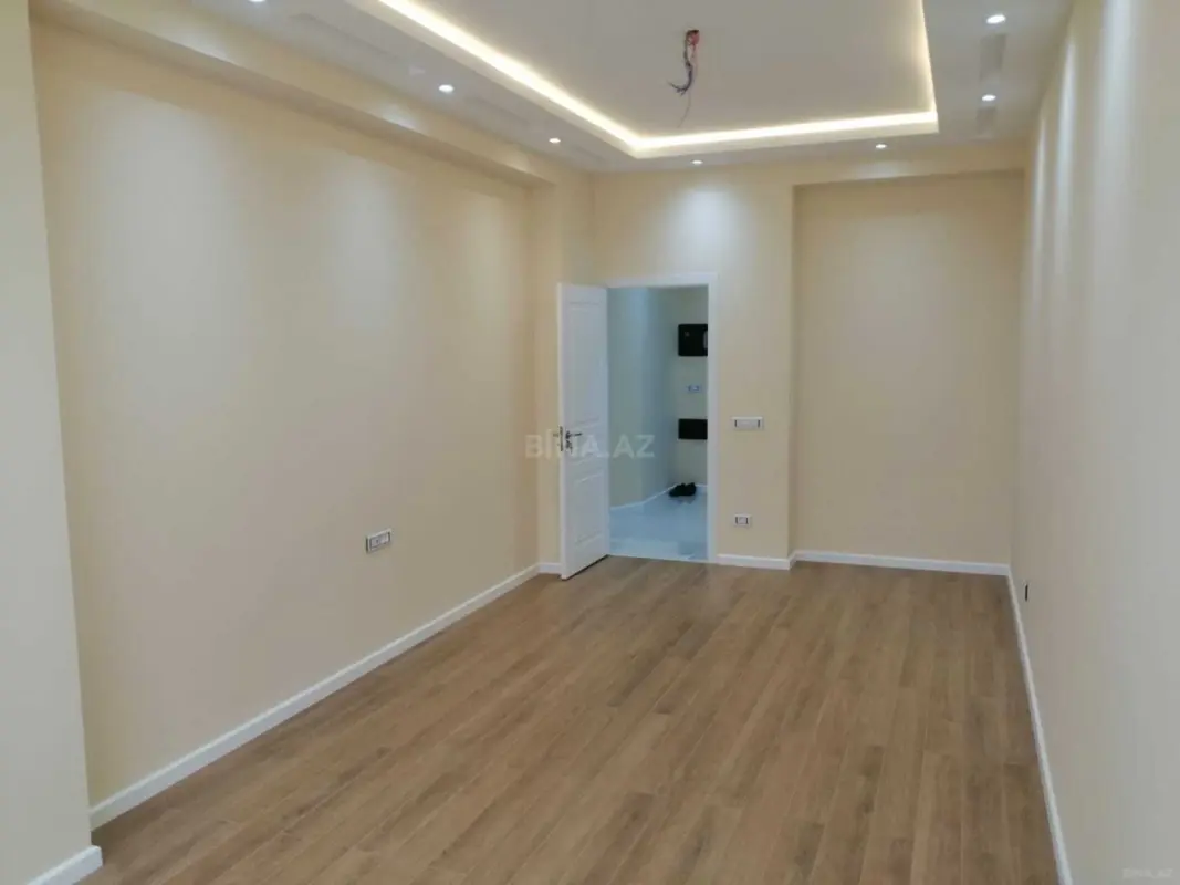 Kirayə verilir 2 otaqlı ofis 90 m²