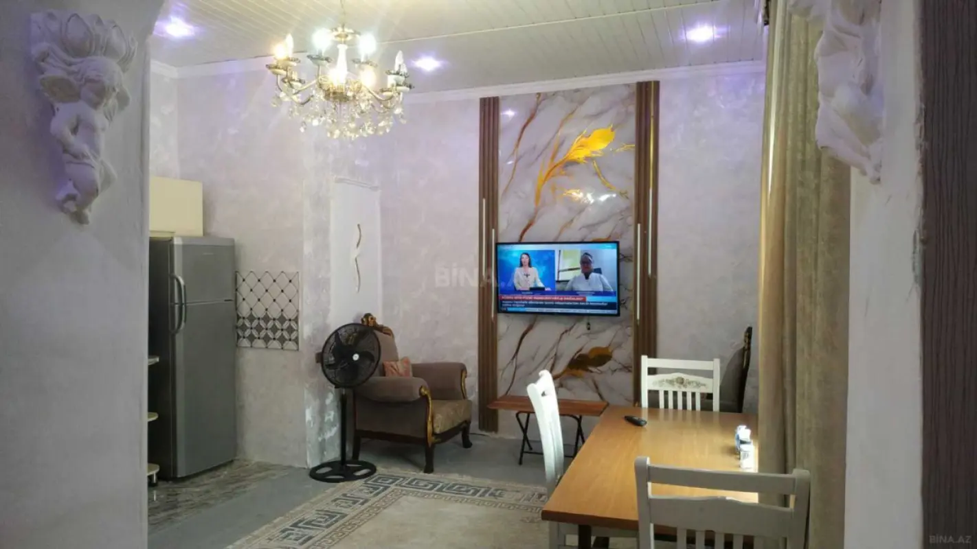 Satılır 4 otaqlı həyət evi 130 m²
