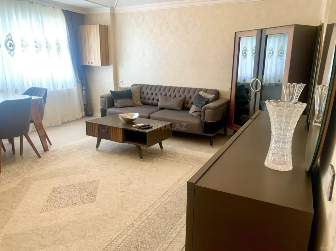 Satılır 3 otaqlı mənzil 86 m²