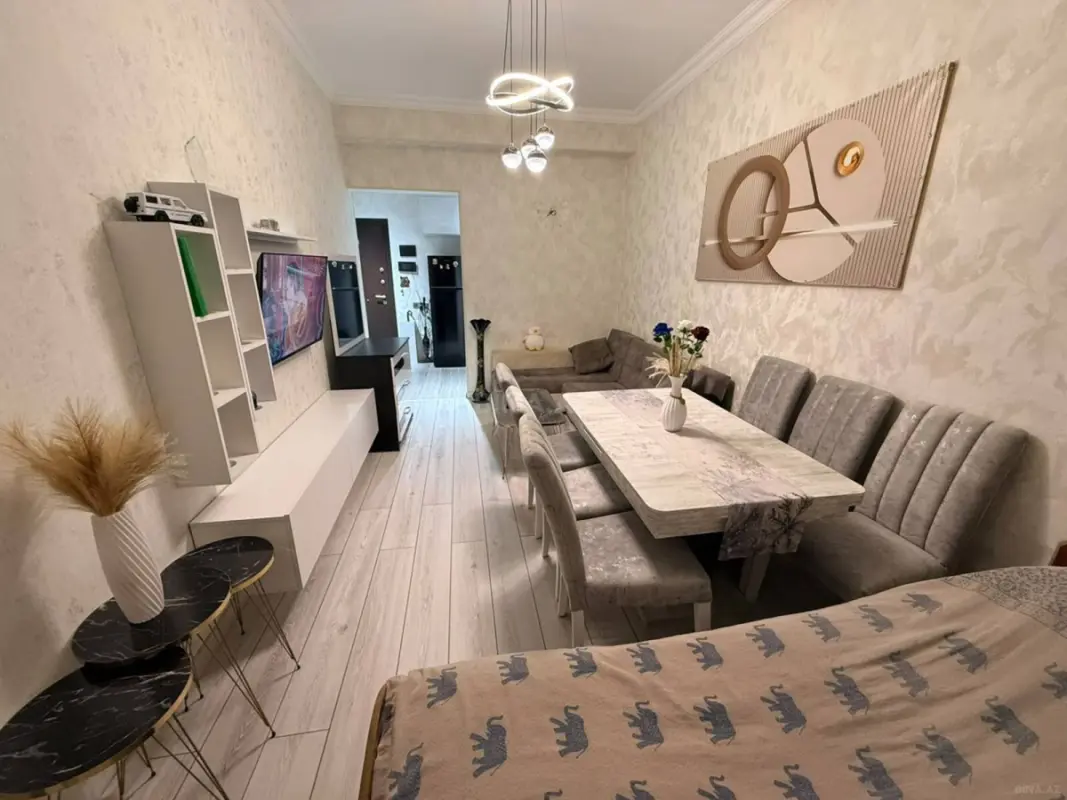 Kirayə verilir 2 otaqlı mənzil 47 m²