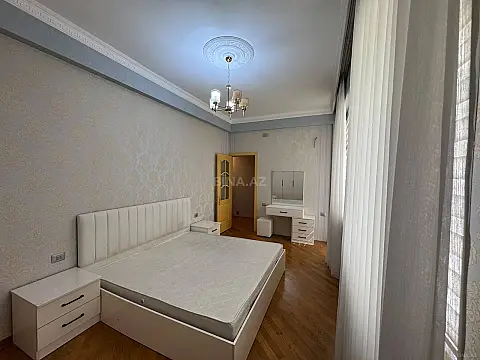 Kirayə verilir 2 otaqlı mənzil 105 m² — Bakı, Xətai 2 otaq 105.00 m²