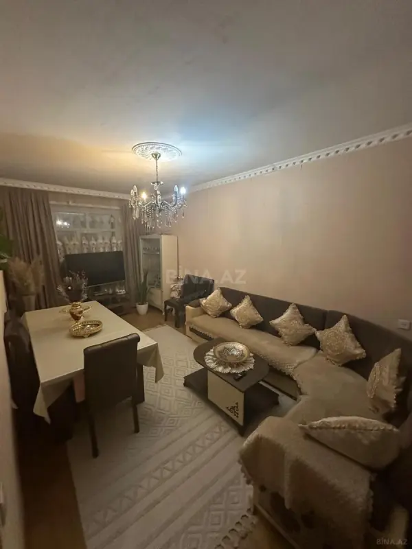 Satılır 3 otaqlı mənzil 96 m²