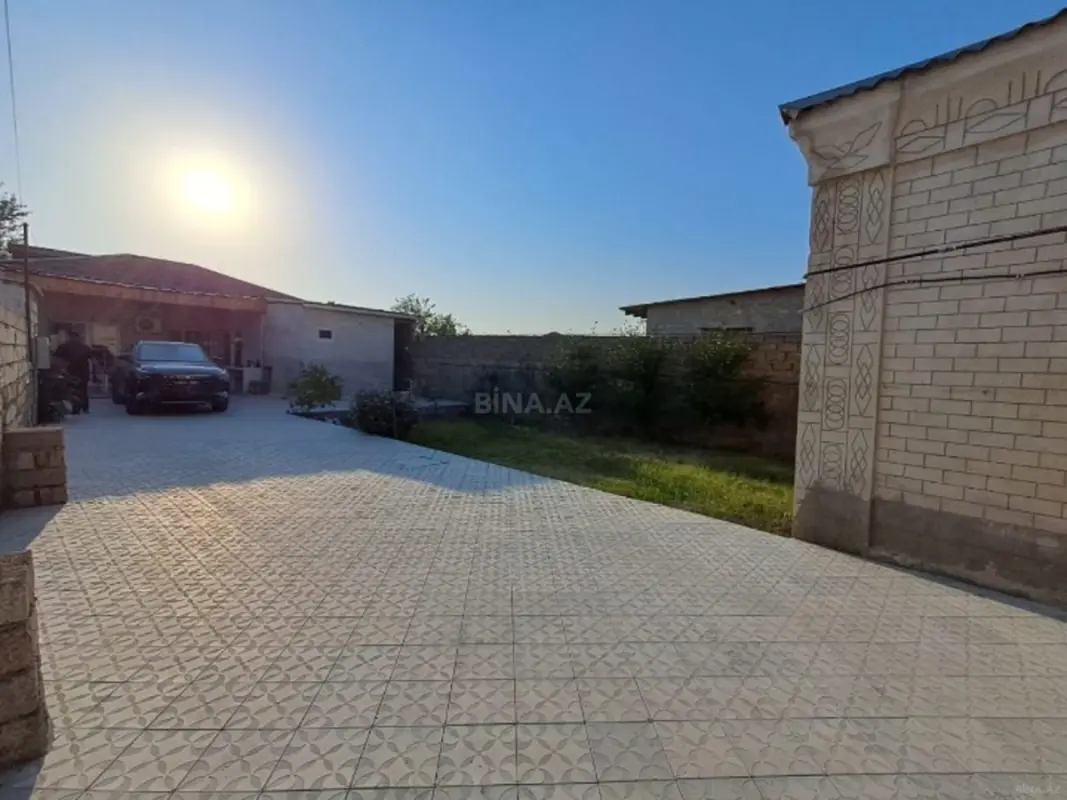Satılır 5 otaqlı həyət evi 130 m²