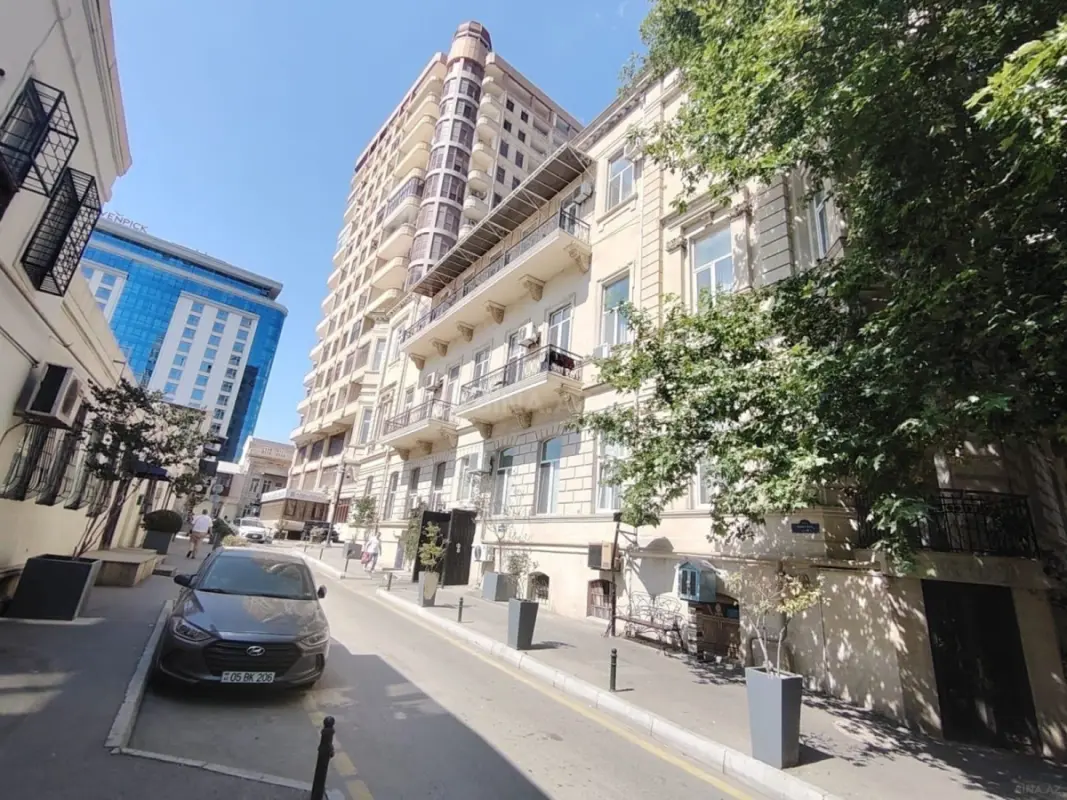 Satılır obyekt 57.5 m²