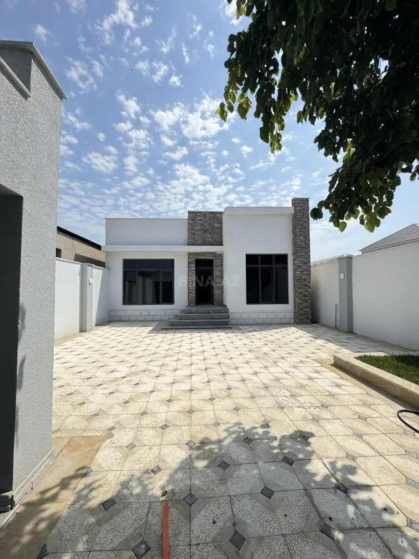 Satılır 4 otaqlı həyət evi 140 m²