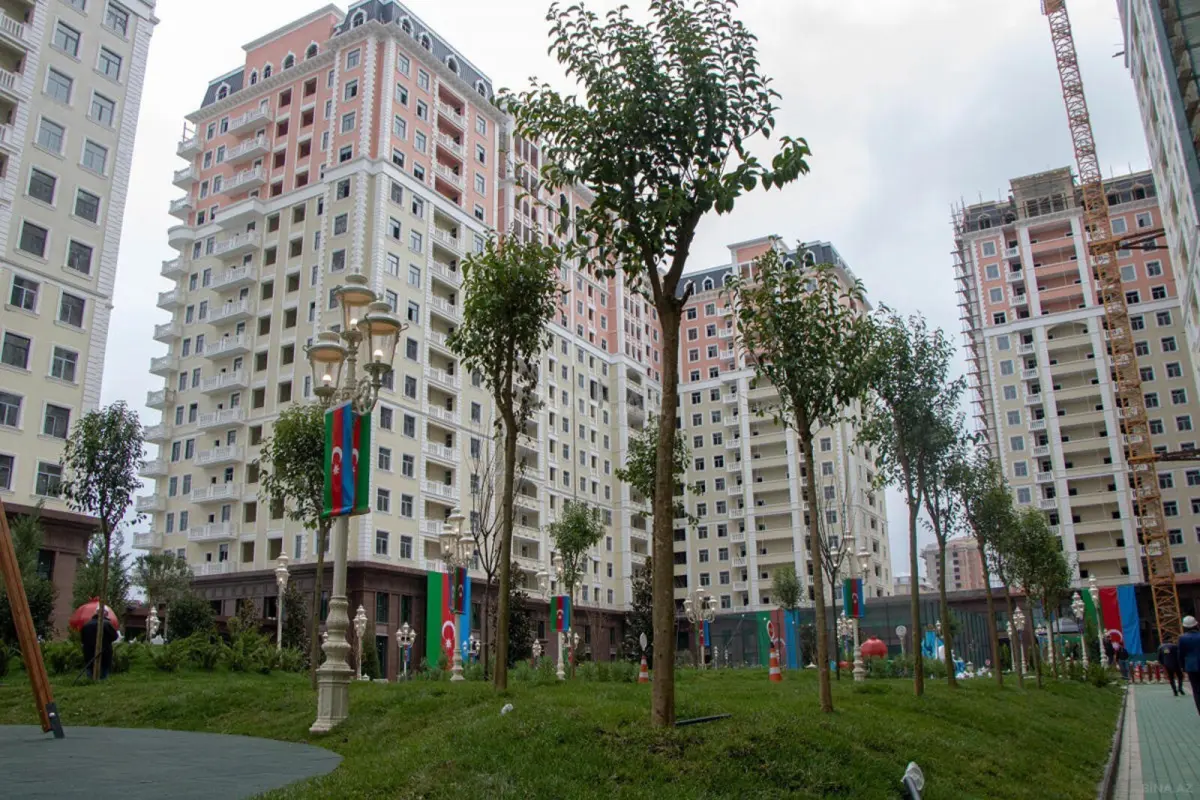 Satılır 2 otaqlı mənzil 68 m²