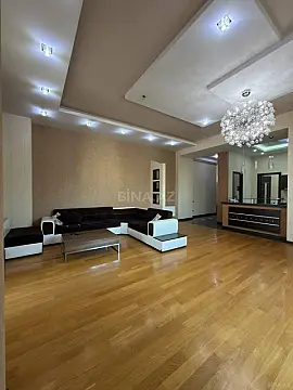 Kirayə verilir 3 otaqlı mənzil 170 m² — Bakı, Sahil qəs. 3 otaq 170.00 m²
