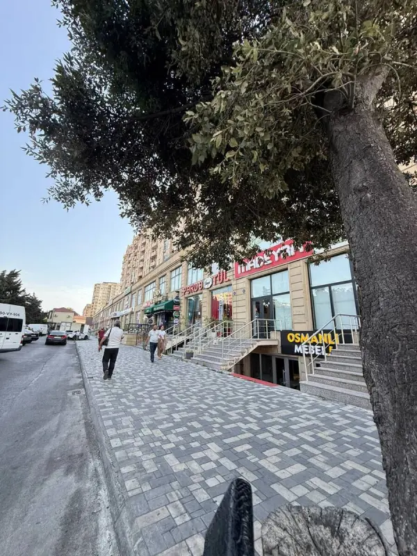 Satılır obyekt 103 m²