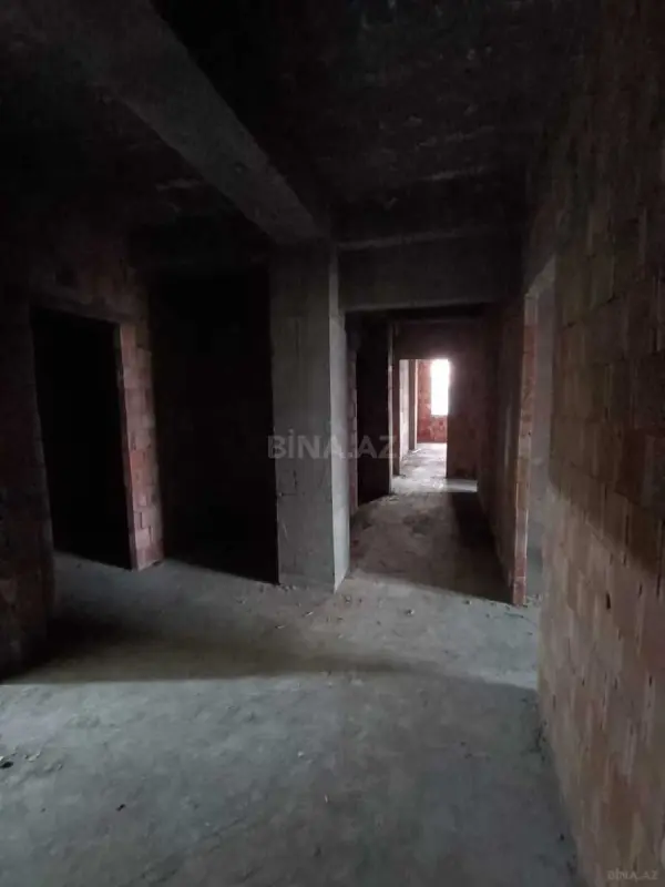 Satılır 3 otaqlı mənzil 150 m²