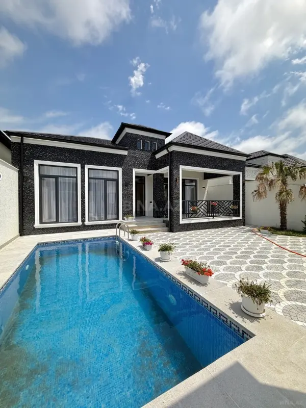Satılır 4 otaqlı həyət evi 171 m²