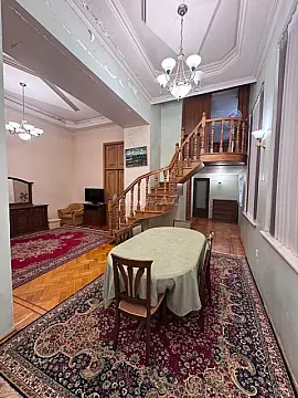 Satılır 4 otaqlı mənzil 110 m² — Bakı 4 otaq 110.00 m²