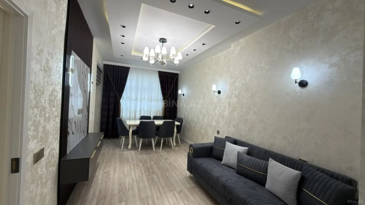 Satılır 2 otaqlı mənzil 78 m²