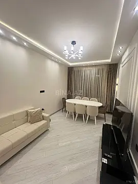 Satılır 2 otaqlı mənzil 71 m² — Bakı, İnşaatçılar 2 otaq 71.00 m²