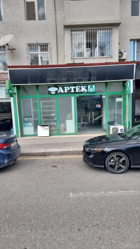 Satılır obyekt 100 m²