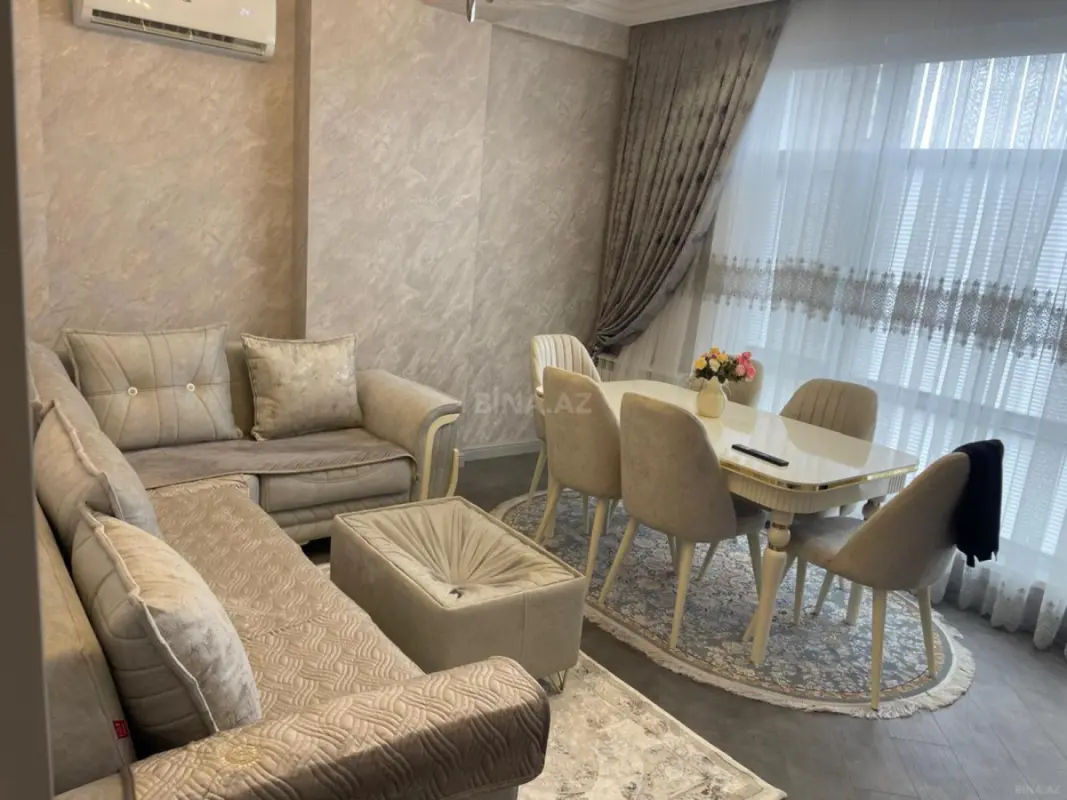 Kirayə verilir 3 otaqlı mənzil 120 m²