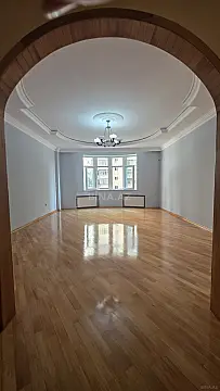 Satılır 3 otaqlı mənzil 125 m² — Bakı, İnşaatçılar 3 otaq 125.00 m²
