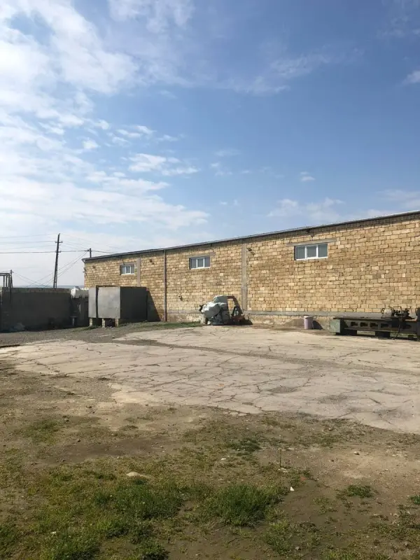 Kirayə verilir obyekt 600 m²