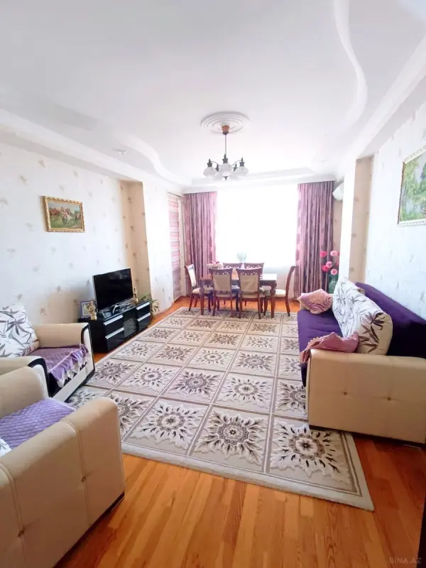 Satılır 3 otaqlı mənzil 103 m²