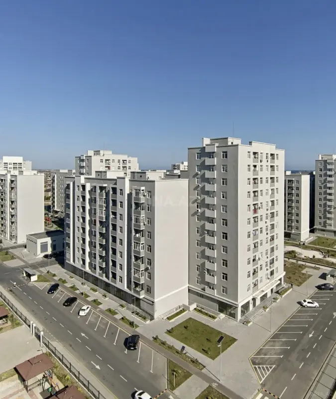 Satılır 2 otaqlı mənzil 43 m²