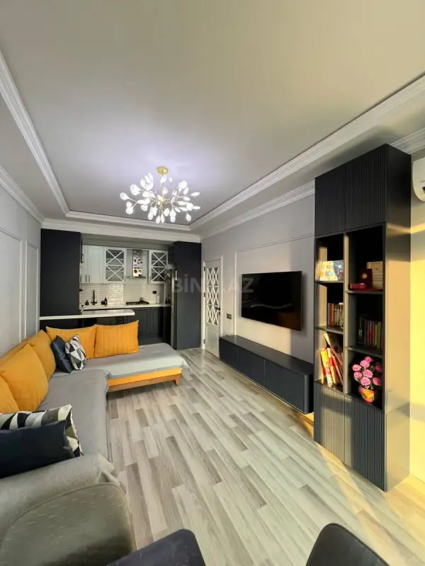 Satılır 3 otaqlı mənzil 82 m²