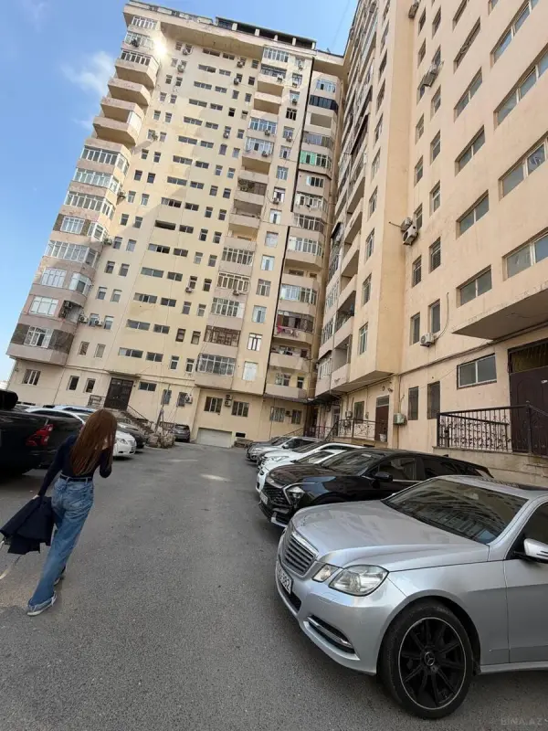Satılır 3 otaqlı mənzil 100 m²