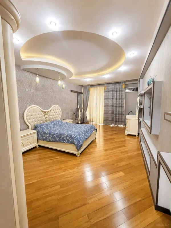 Satılır 3 otaqlı mənzil 157.5 m²