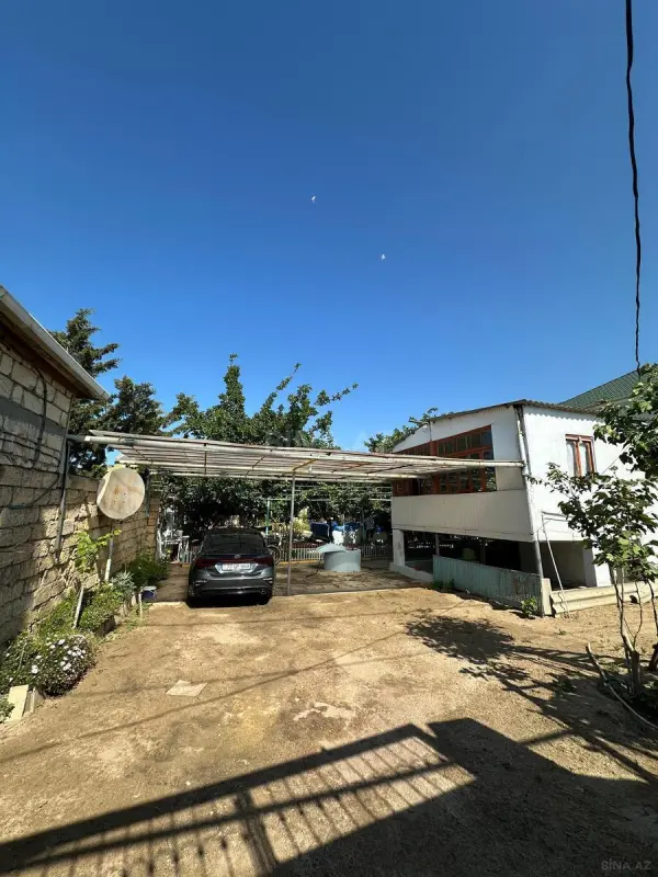 Kirayə verilir 2 otaqlı həyət evi 400 m²