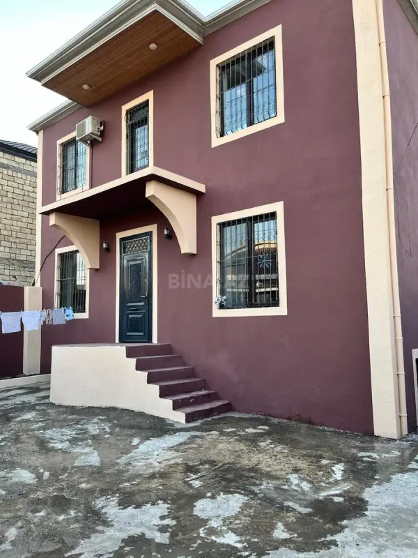 Satılır 4 otaqlı həyət evi 160 m²