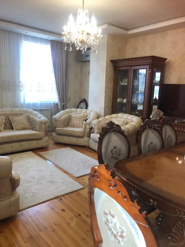 Satılır 3 otaqlı mənzil 107 m²
