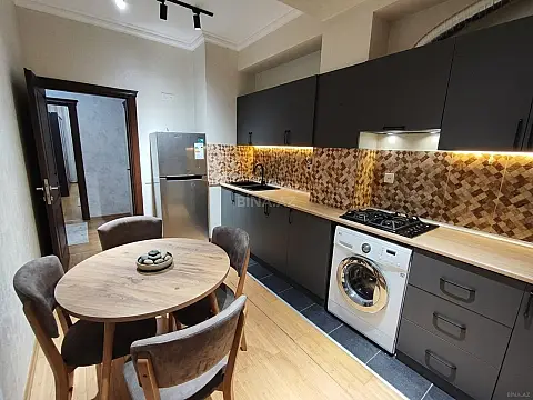 Kirayə verilir 2 otaqlı mənzil 90 m² — Bakı 2 otaq 90.00 m²