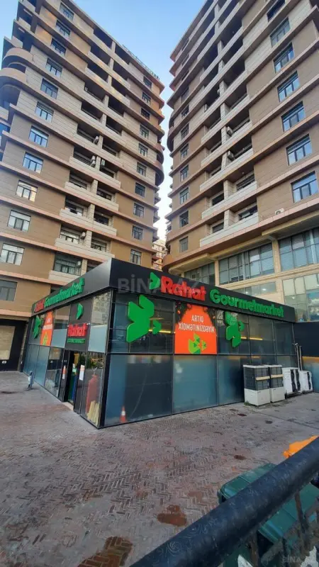 Satılır obyekt 160 m²