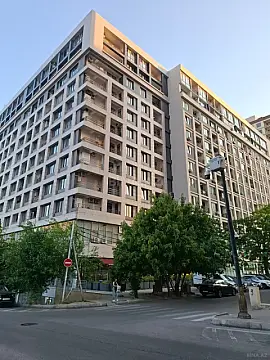 Satılır 3 otaqlı mənzil 145 m² — Bakı 3 otaq 145.00 m²