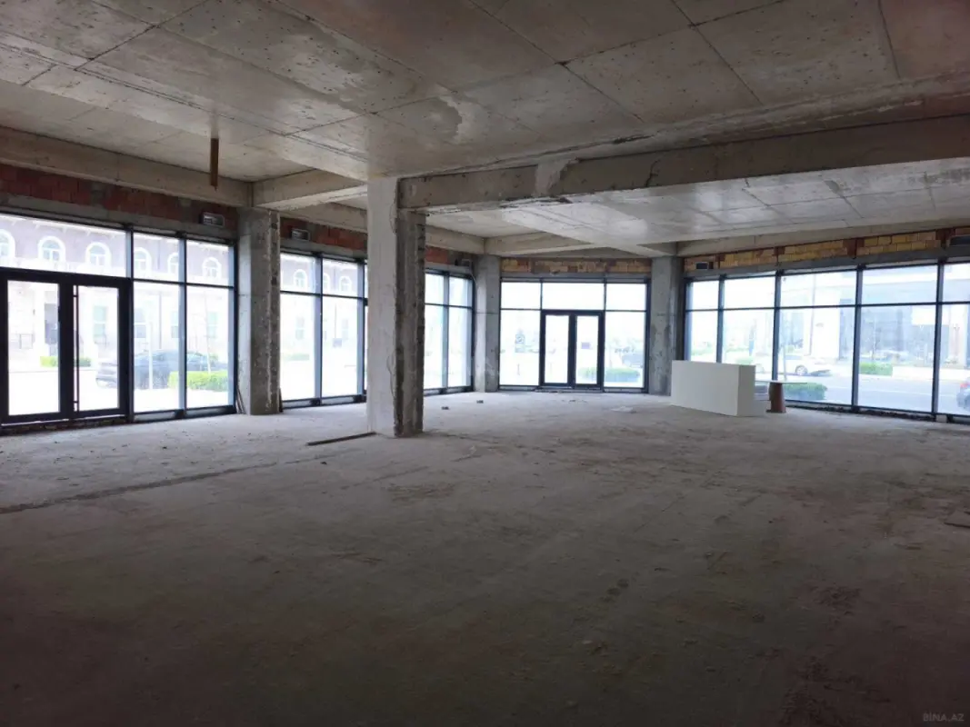 Satılır obyekt 1700 m²