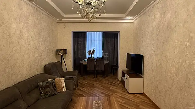 Satılır 3 otaqlı mənzil 85 m² — Bakı, Həzi Aslanov qəs. 3 otaq 85.00 m²