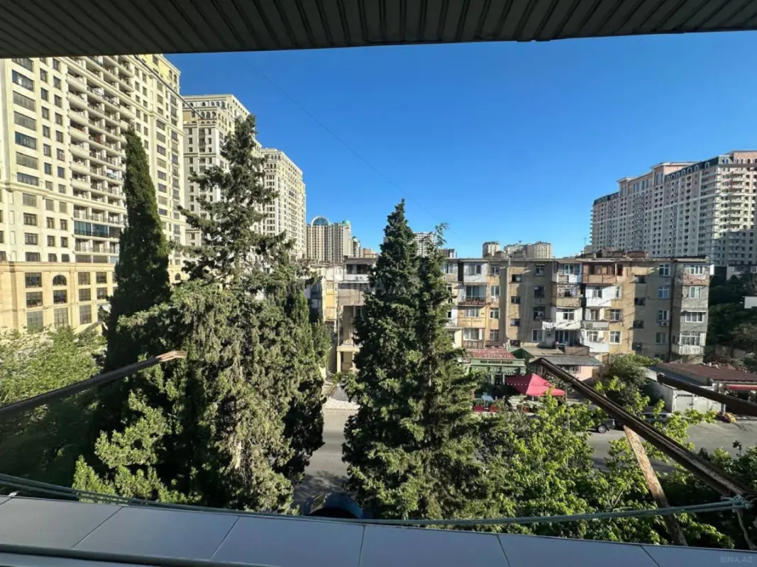 Satılır 3 otaqlı mənzil 73 m²