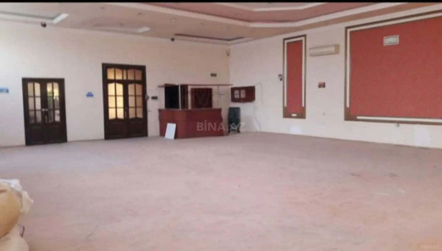 Kirayə verilir obyekt 180 m²