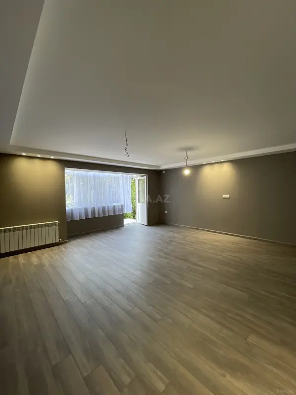 Satılır 5 otaqlı mənzil 94 m²