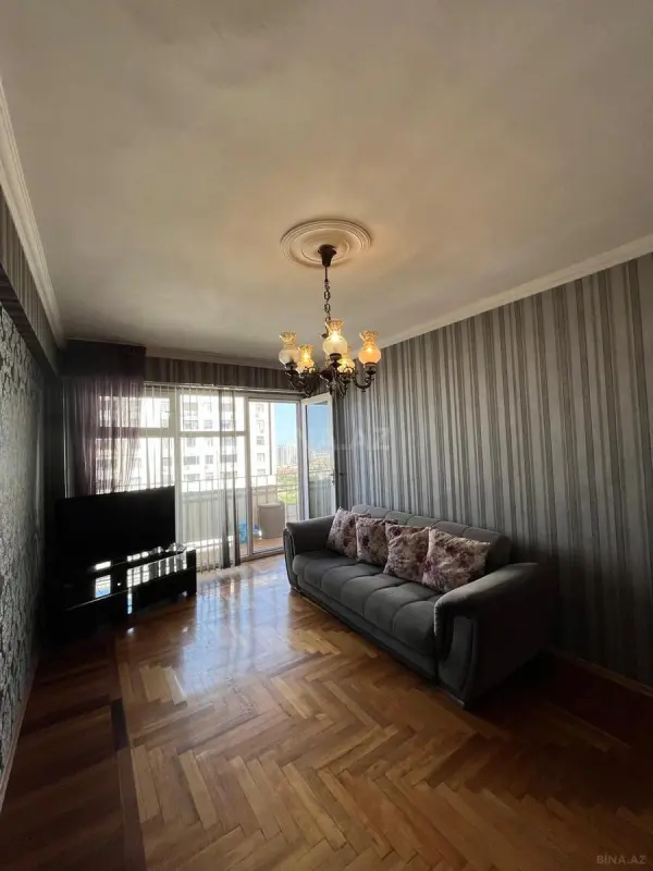 Satılır 3 otaqlı mənzil 100 m²
