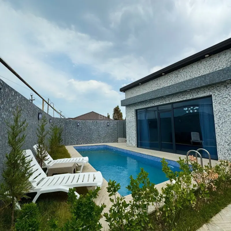 Kirayə verilir 4 otaqlı həyət evi 100 m²