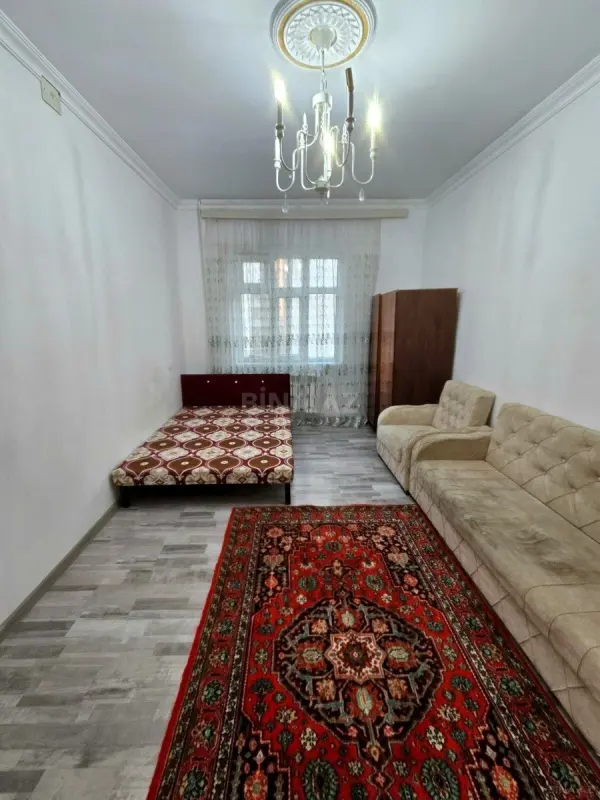 Satılır 1 otaqlı mənzil 40 m²