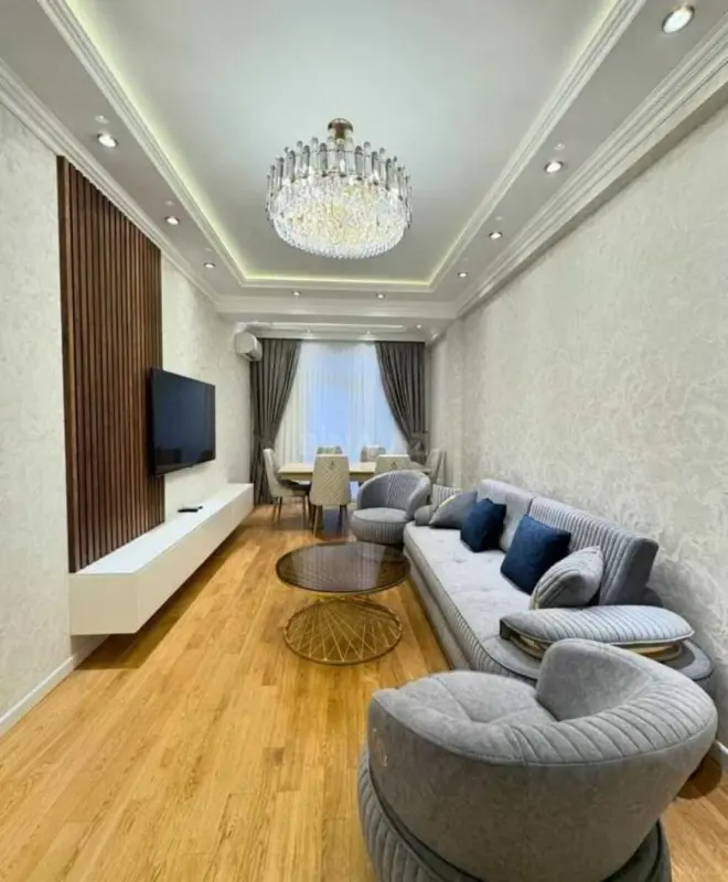 Satılır 2 otaqlı mənzil 72 m²
