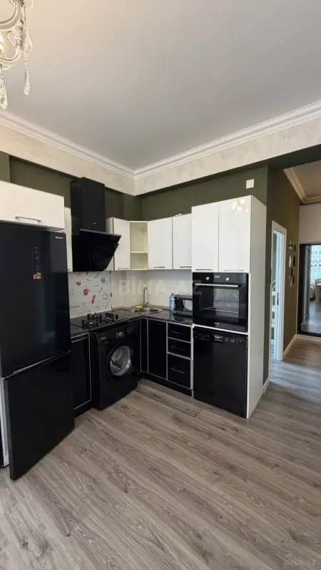 Satılır 1 otaqlı mənzil 47 m²
