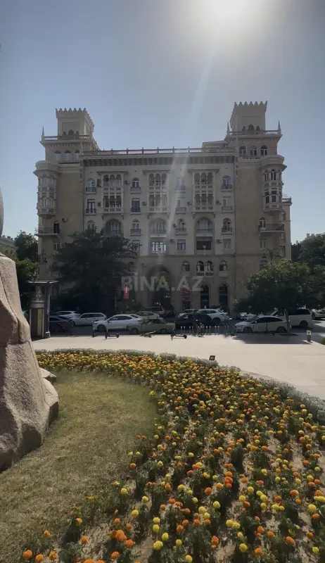Satılır 3 otaqlı mənzil 104 m²