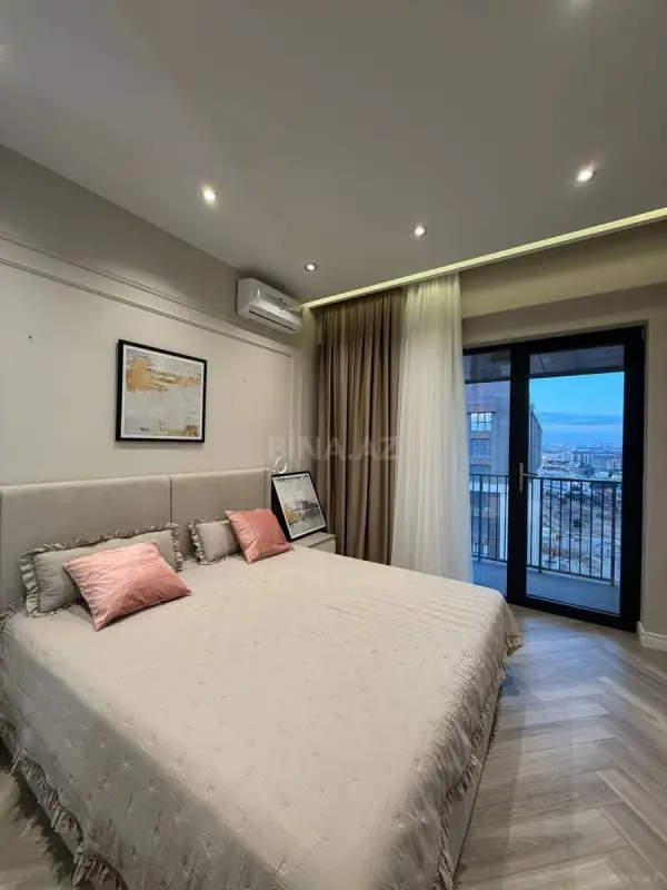 Kirayə verilir 2 otaqlı mənzil 68 m²