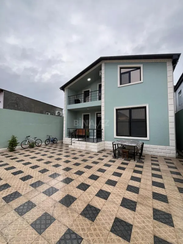 Satılır 5 otaqlı həyət evi 160 m²