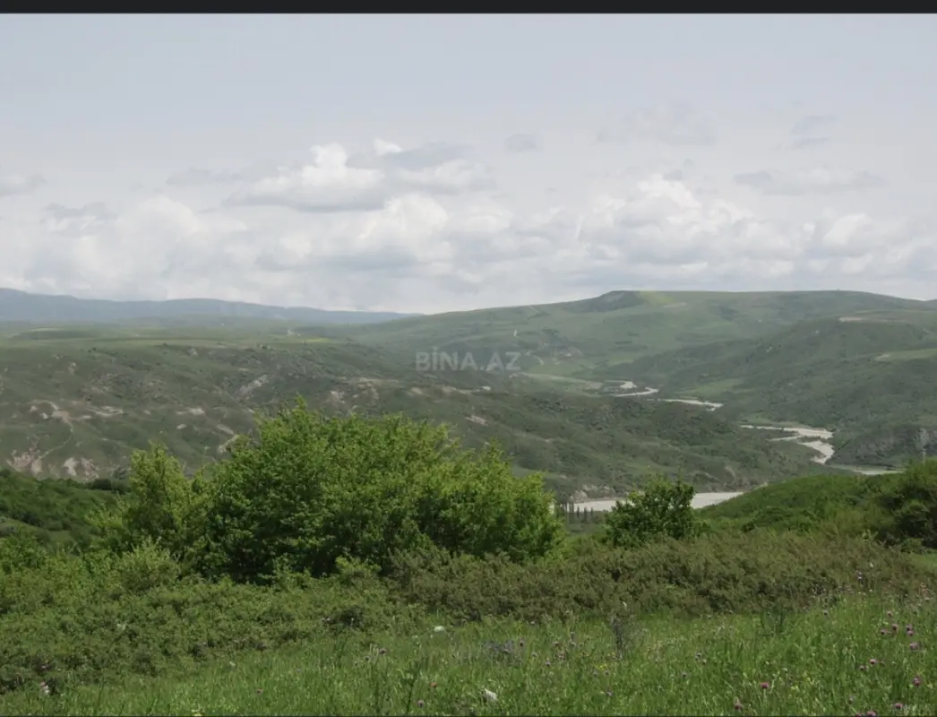 Satılır torpaq sahəsi 12 m²